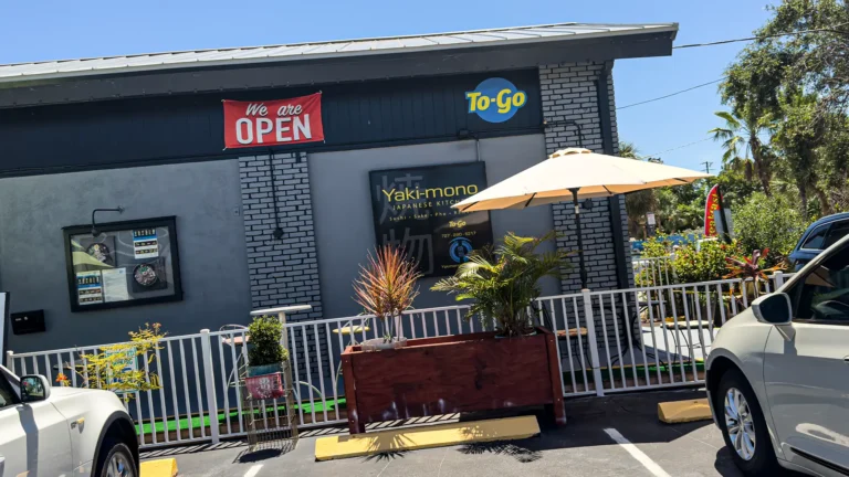 custom-signs-banners-affordable-signage-yakimonojapanesekitchen